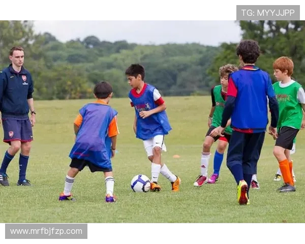 英超职业球员饮食结构与训练营膳食制度介绍 英超职业球员饮食结构与训练营膳食制度介绍
